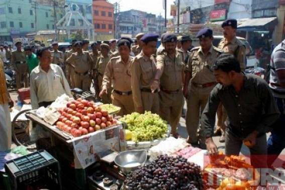 Traders continue to encroach footpaths in capital, authorties silent Traders continue to encroach footpaths in capital, authorties silent